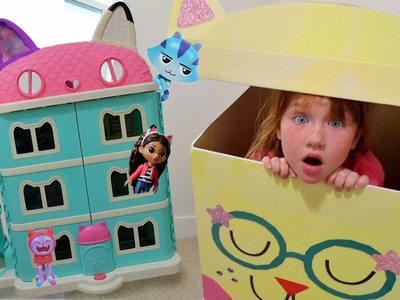 What’s inside GABBY’S DOLLHOUSE!! Surprise Box for Adley and Niko! playing toys with our family ????