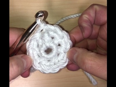 Left Hand: How to Crochet Round Circles for Beginners, Crochet Flat Round Circles