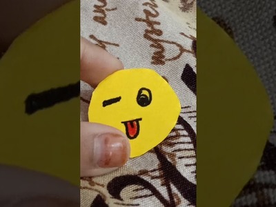 How to make emoji pencil topper ????
