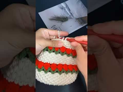 How to Knit for Beginners & Pros ???? Easy Knitting Easy Crochet Design #Shorts .(2)