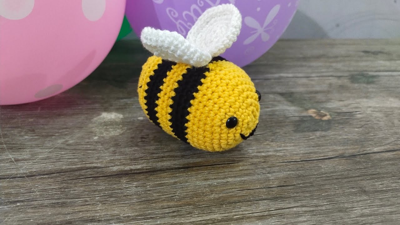 Crochet tiktok Bumble bee free tutorial