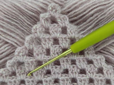 How to Crochet Triangle Shawl - Easy Crochet Knitting Shawl Pattern For Beginners - Crochet Shawl