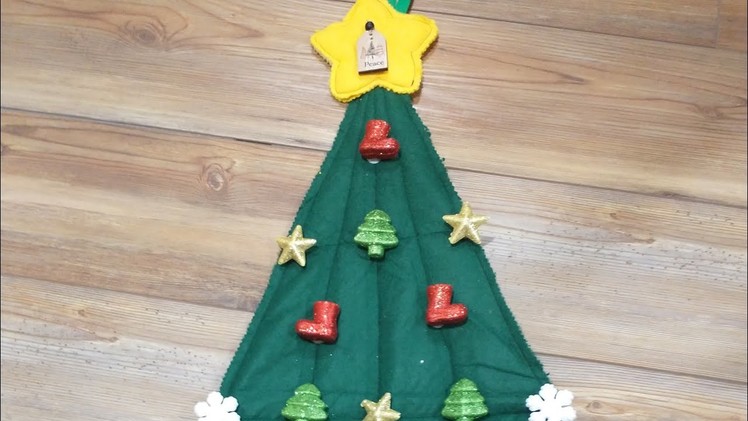 How to Make  a DIY Felt Christmas Tree