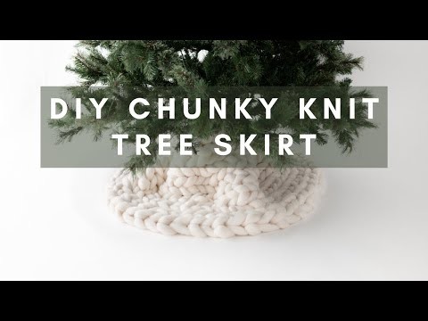 DIY Chunky Knit Tree Skirt Tutorial