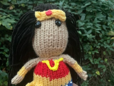 How  to loom knit Wonder Woman doll.