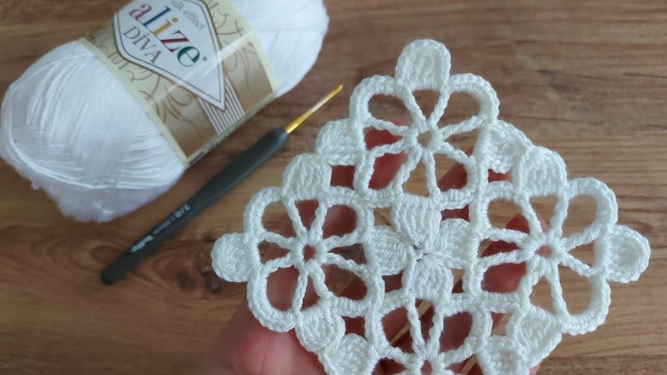 Very Beautiful Flower Crochet Pattern, Crochet Tutorial For Beginners-Tığ işi çok kolay motif örgü.
