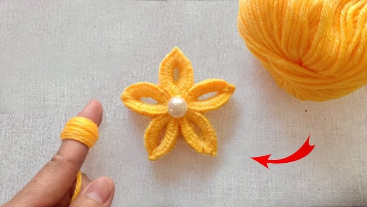 Amazing Woolen Craft Ideas with Finger - Hand Embroidery Easy Trick -DIY Woolen Flowers -Sewing Hack