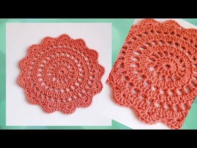 Easy crochet placemat, two round repeat, make it as big as you want.