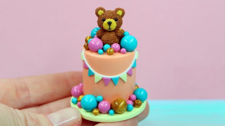 Cute cake with Teddy bear????