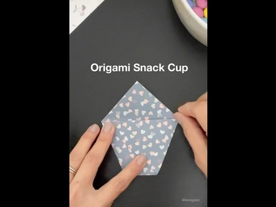 How to fold this super easy Origami Snack Cup (Traditional) #Shorts