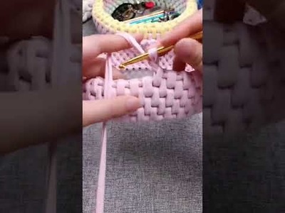 How to Knit for Beginners & Pros ???? Easy Knitting Easy Crochet Design #Shorts (2)