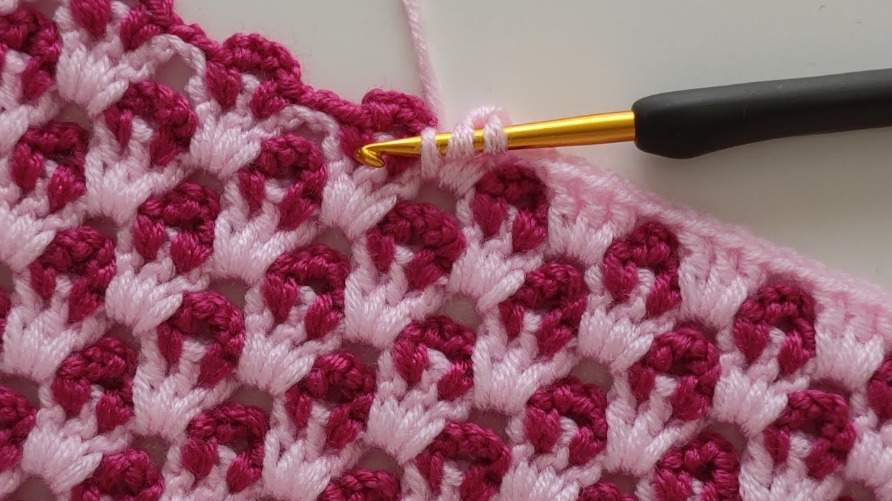 Modern & free crochet baby blanket pattern for beginners 2022 - how to crochet a blanket stitch