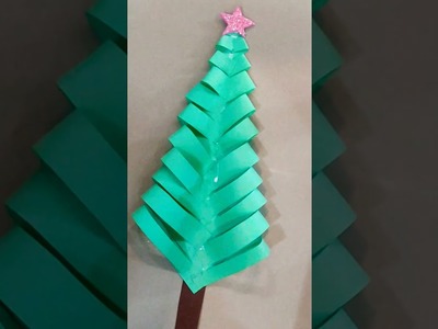 DIY Christmas tree ???? #easy #easycrafts #crafts #craftsathome #kidscrafts #christmascrafts #ytshorts