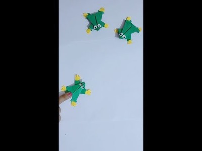 Paper Frogs | how to make origami jumping frogs | moving  paper toys #origami #shorts #papercrafts