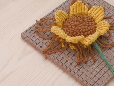 Sunflower Macramé Tutorial