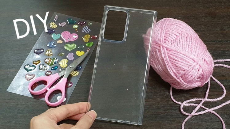 Amazing Idea made of old phone case and wool - Recycling Craft Ideas - DIY Gift Idea - DIY Hacks