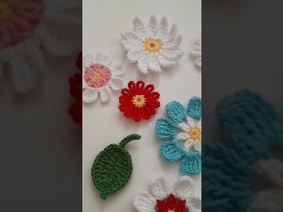 Crochet Flowers | Crochet Tutorials in Lemon Crochet