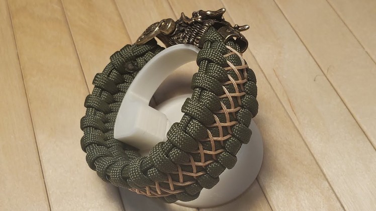 How To Make Paracord Bracelet Stitched Trilobite With Dragon Head Shackle