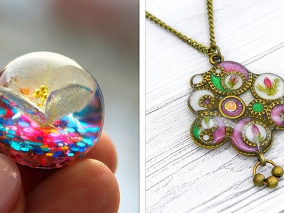 3 DIY pendants made out of an epoxy resin. cutest jewelry DIY
