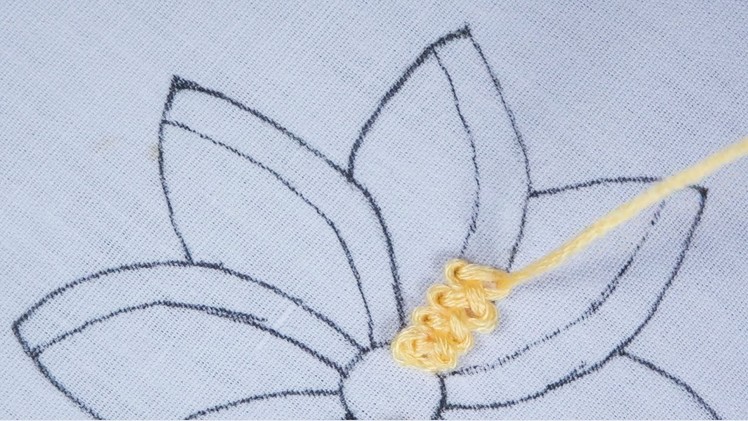 Hand embroidery amazing pattern flower design with some elegant stitch by @Rose World