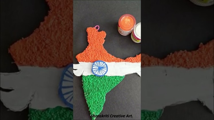 Unique Wall Hanging Craft |  Indian Flag using Cardboard and Pulses | #shortvideos #YTS #republicday