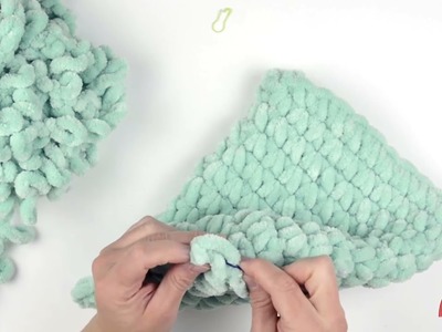Funda para tablet y móvil a ganchillo- Ideas DIY con Katia Magic Ring, lana de bucles fácil de tejer