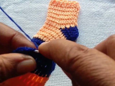 Very Simple to make #crochet socks for newborns #crochetsocks