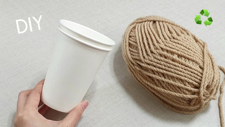 Amazing !! Perfect idea made of paper cup and wool - Recycling Craft ldeas - DIY Projects