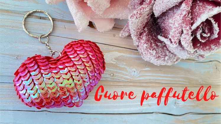 Cuore all'uncinetto. portachiavi ad uncinetto. How to crochet a heart #crochet #cuore #heart