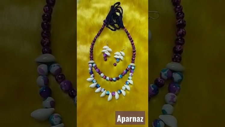 Stylish kori and beads necklace
