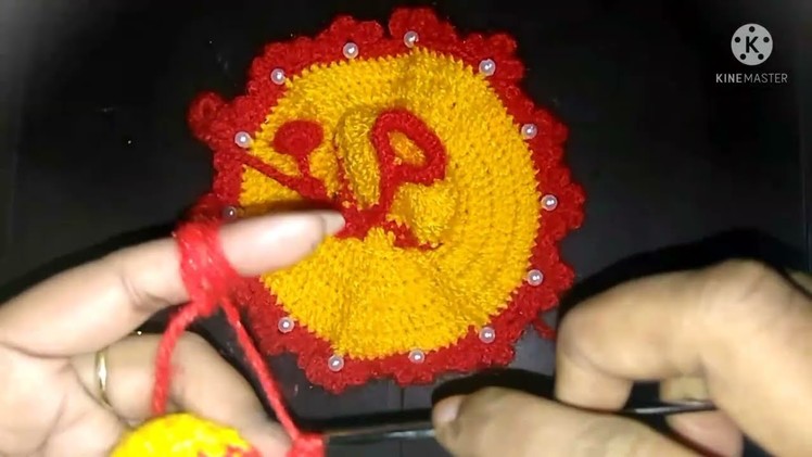 Very easy nd beautiful woolen crochet ???? hat.cap making for kanhaji. Laddu gopalji. Thakur ji.