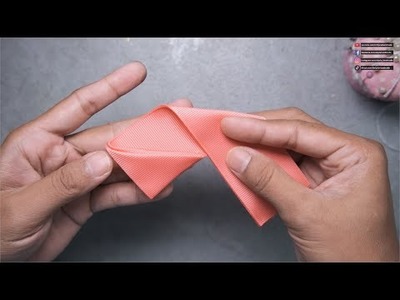 Origami ribbon bow