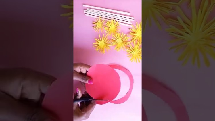 Try it !!! Quick DIY Flower Wall hanging Decoration Craft idea - #Shorts #Youtubeshorts #Viral