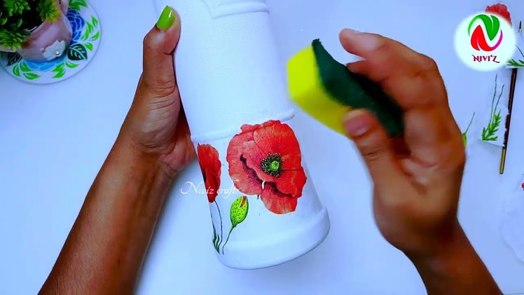 Decoupage Bottle Art Easy l Decoupage Floral Bottle Vase l Bottle Art Home Decor l  Niviz Ep 211