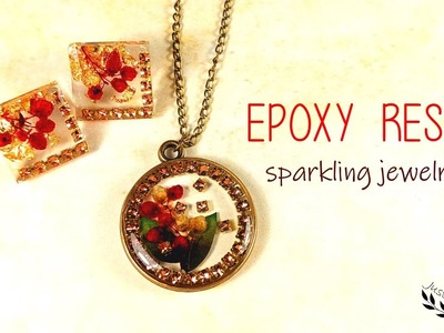 ~JustHandmade~ Epoxy resin sparkling jewelry with rhinestones and dried flowers - tutorial. DIY