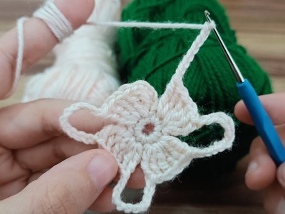 Super very Easy crochet flower making hack * Cok kolay çiçek örgü modeli. tejidos crochet