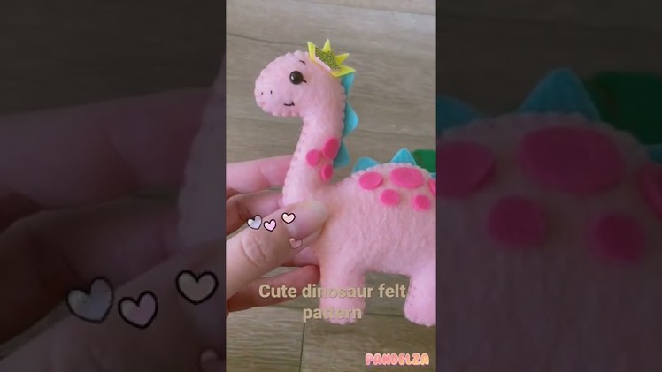Cute dinosaur felt pattern. DIY toy decorations. Sell on Etsy