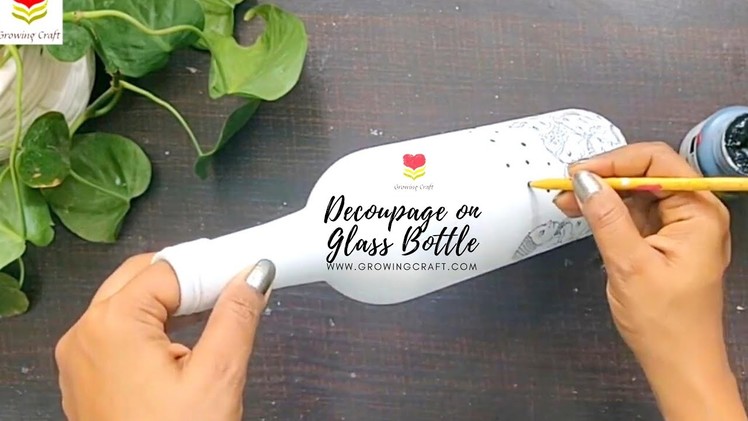 Decoupage on bottle ♥ How to decoupage with napkin ♥ Growing Craft ♥ Chalk paint use♥ DIY Bottle Art