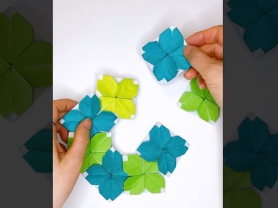 FOUR-LEAF CLOVER ORIGAMI???? Easy Paper Clover Wreath | Origami Lucky Clover #shorts