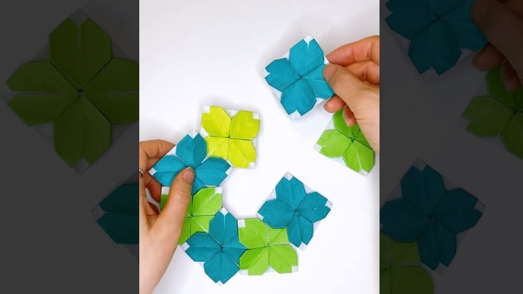 FOUR-LEAF CLOVER ORIGAMI???? Easy Paper Clover Wreath | Origami Lucky Clover #shorts