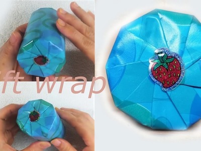 Easy gift wrapping - wrap a cylinder box