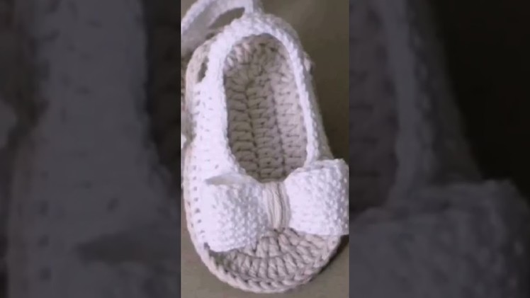 Crochet shoes for girls
