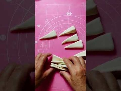 How to turn paper into flowes017