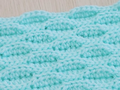 Tutorial video in English how to crochet baby blanket, scarf and much more