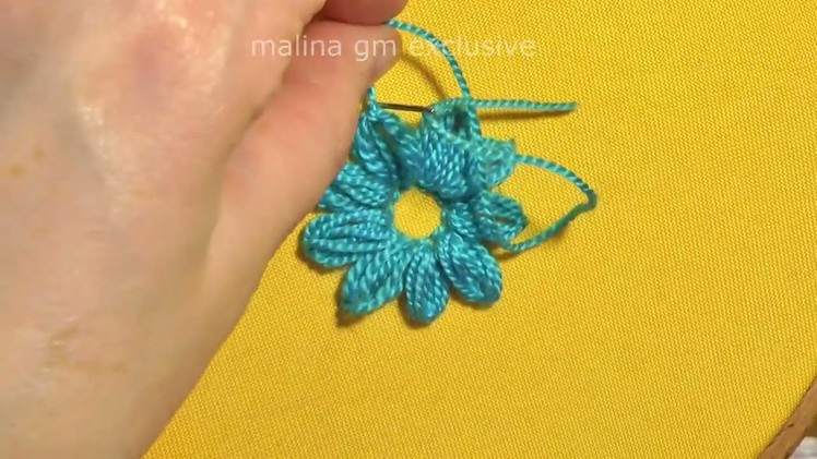 An Incredible DIY Project to Make a Woolen Embroidery of a Flower
