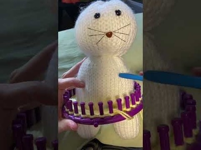 Loom knitting bunny outfit part 3