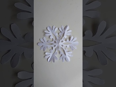 How To Make Snowflakes With Paper | Paper Craft | Christmas Craft #Shorts