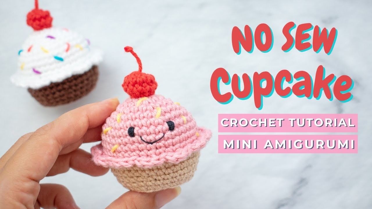 How to crochet a cupcake! Quick and easy amigurumi cupcake tutorial!