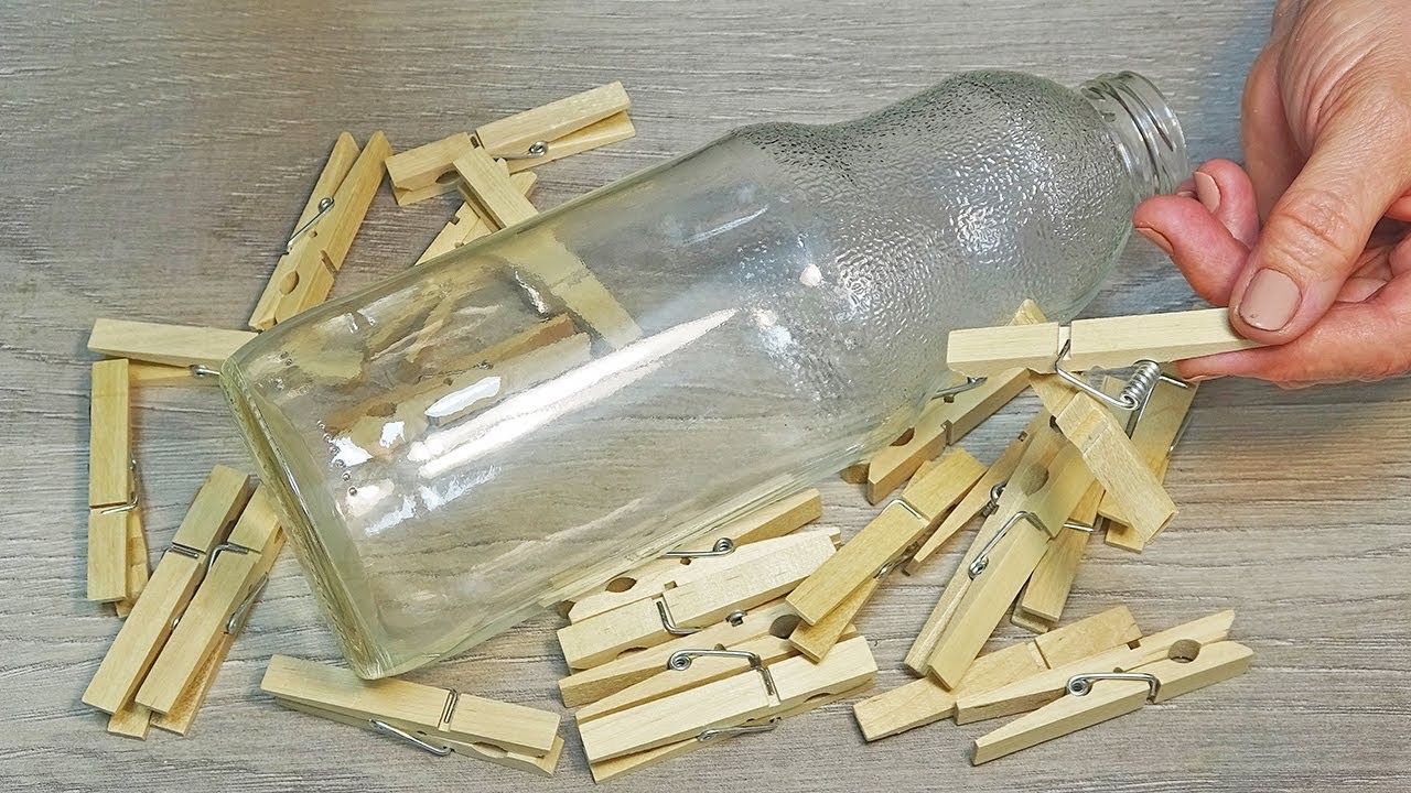 Did you know? Ordinary clothespins and a bottle can be turned into a cool craft item! crafts