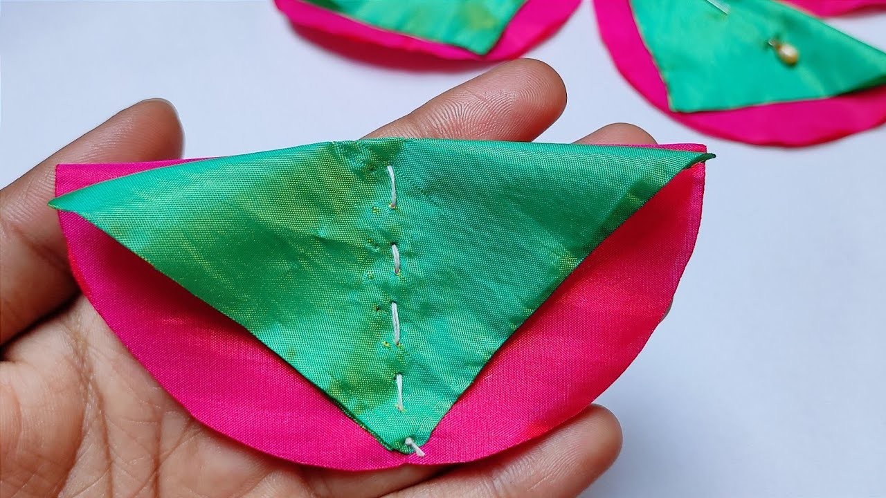 DIY: Fabric Flowers | Cloth Flowers Making, Hand Embroidery Flowers | Kapde Ke Phool Banana